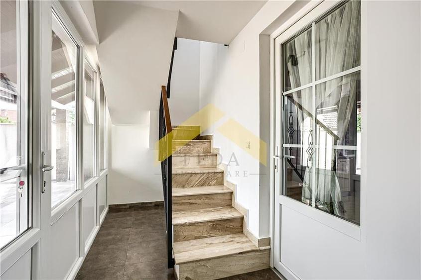 Casa noua de vanzare orasul Ineu - 54