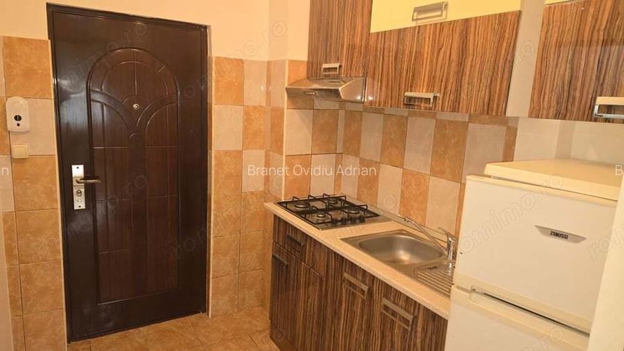 Inchiriez garsoniera in Deva, zona Streiului, etaj 2, bloc de 4 etaje, situata pe mijloc, Inchiriez garsoniera in Deva, zona Streiului, etaj 2, bloc de 4 etaje, situata pe mijloc,