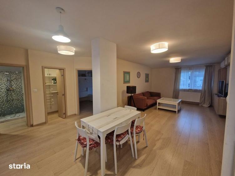 Inchiriez apartament 3 camere Zavoi - partea de jos - 2