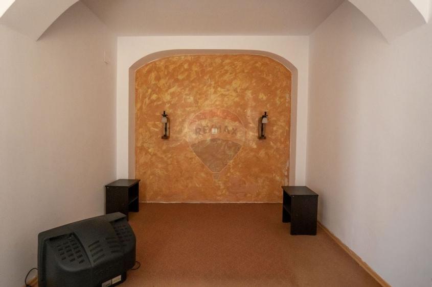 Hotel de vânzare, 32 CAMERE| 3000mp TEREN | COMISION 0% | - 34