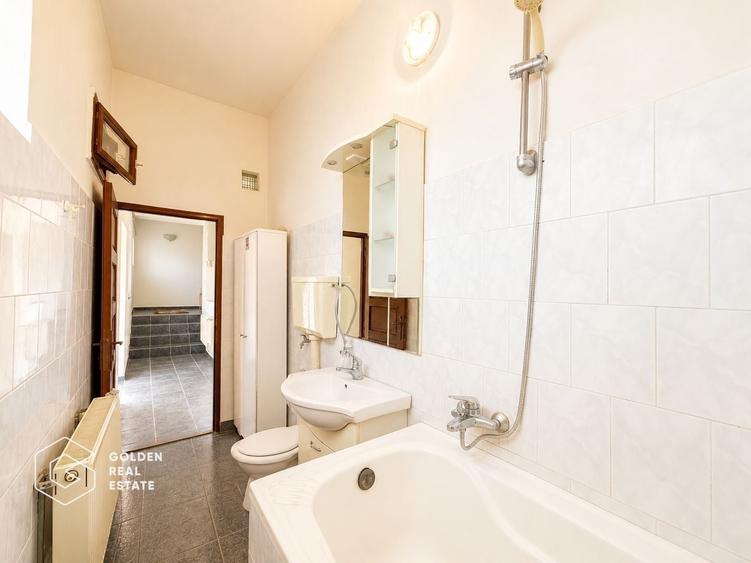 Casa cu teren 688 mp, 2 corpuri de cladire, Parneava - 7