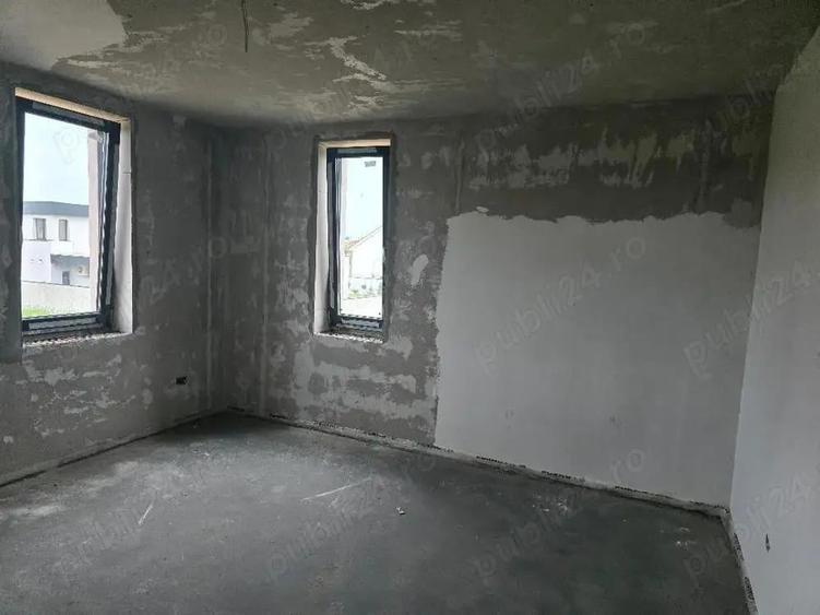 Vand duplex in Sinmartin , SC110, P+E, ter 270 , gaz , constr 2024, izolatie de 10. - 15