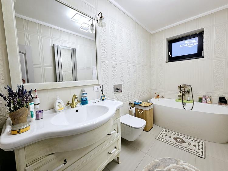 Proprietate noua, finisata, mobilata si utilata, utilitati racordate, Vanatori ! - 6