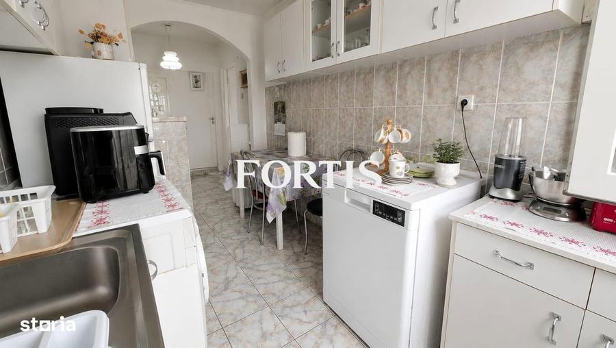 Apartament de vanzare 65mp utili in Fagaras, zona 1 Decembrie - 2