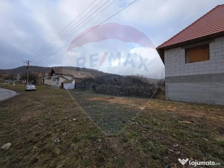 DE VANZARE Teren intr-un col? de Transilvanie autentica - 8