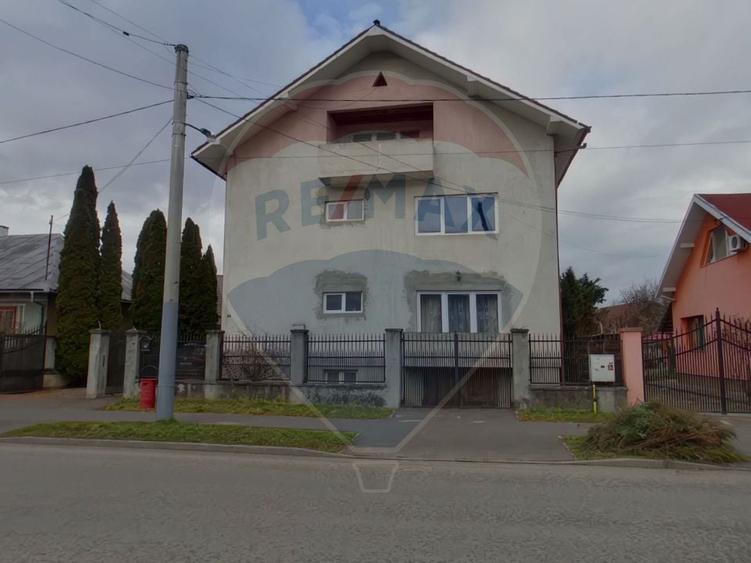 Vilă Impunătoare cu Potențial Investițional – Zona Grădina Morii - 2