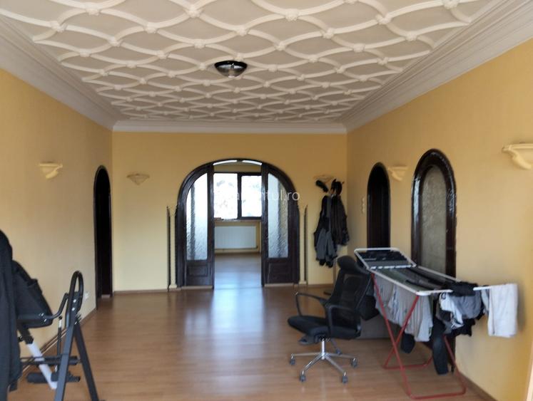 MOSILOR - Scoala Maica Domnului - 2 minute metrou Obor MOSILOR - Scoala Maica Domnului - 2 minute metrou Obor