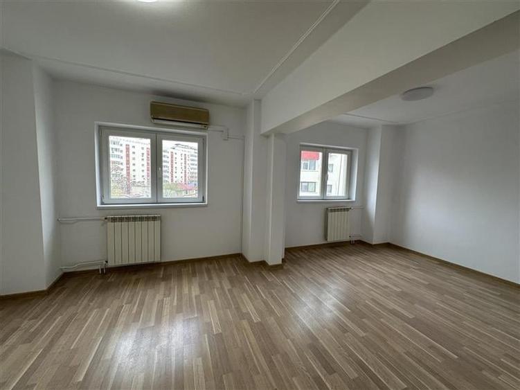 Inchiriere spatii birouri in zona Tineretului 64 mp - 12