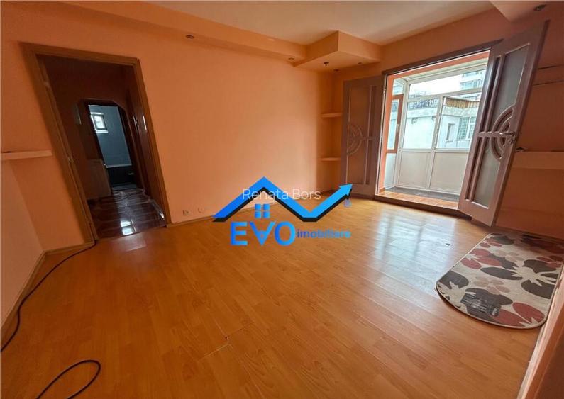 Apartament de cu 3 camere, Dacia