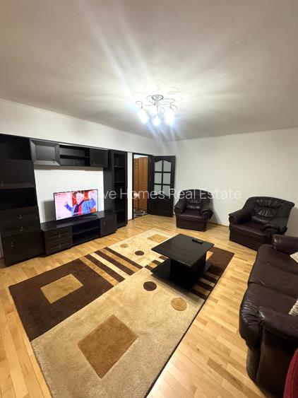 Inchiriere 2 camere + parcare