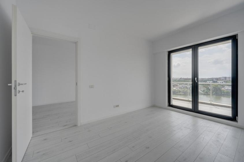 APARTAMENT CU TERASA GENEROASA SI VEDERE UNICA CATRE LAC - 11