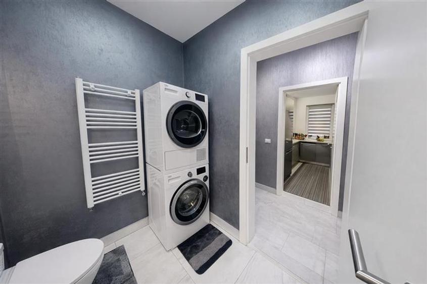 TUR 3D! Decomandat,mobilat,accesorizat, balcon,spatii depozitare,loc parcare, Gr - 7