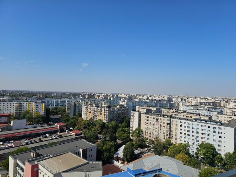 Penthouse 583 mp cu piscina, jacuzzi si vedere panoramica | Trafic Greu - 2