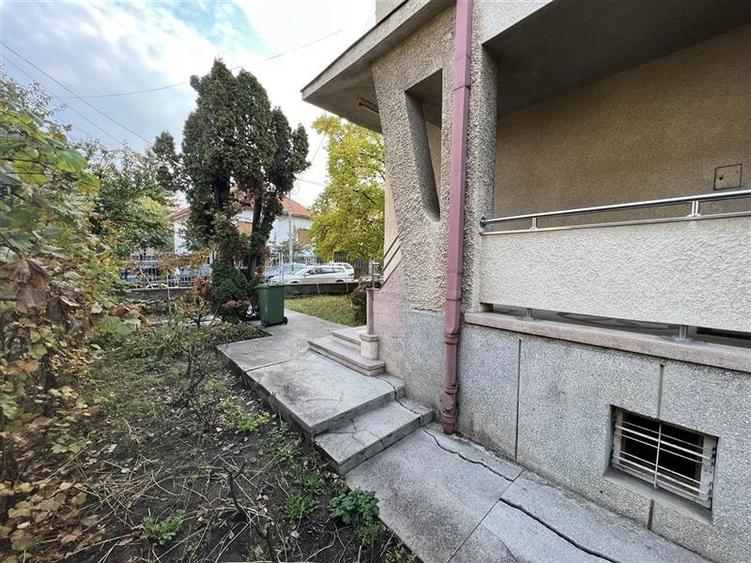 Casa individuala situata in cartierul Andrei Muresanu! - 11