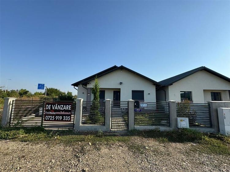 Casa caramida , an 2021 , de vanzare in Focsani Nord - Livada - 1