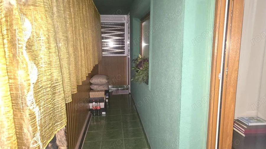 Vand apartament de 3 camere decomandat in Deva, zona I. Creanga, (Maresal Averescu), mobilat - 3