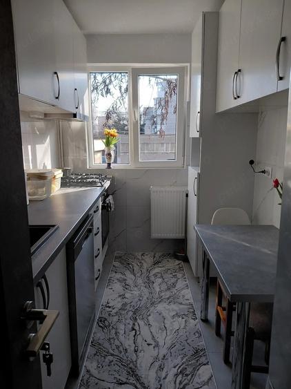 Apartament 2 camere renovat Ploie?ti zona vest - 2