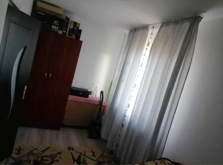 Apartament 2 camere, etaj 3/4, zona Tatarasi - 1