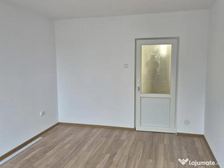 Inchiriez garsoniera nou renovata pentru birou Tiglina - 4