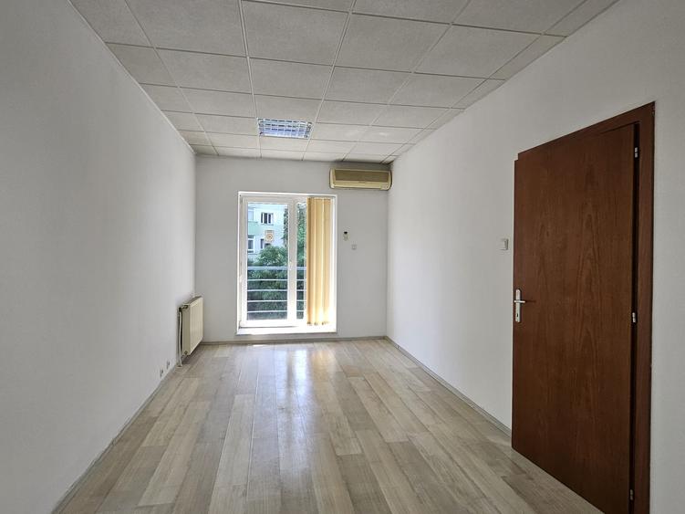 Spatiu birou - compartimentat- Domenii - 2