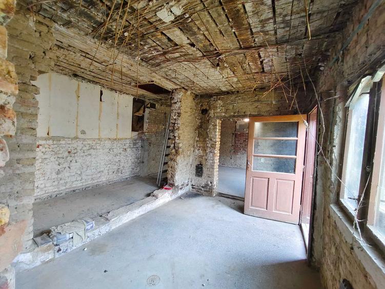 Casa de vanzare Caransebes, zona Nord (langa Scoala Crestina Baptista si Gradinita PP4) - 6