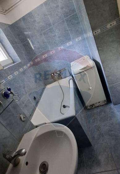 Garsoniera de vanzare ideala ca locuin?a sau spa?iu... - 5