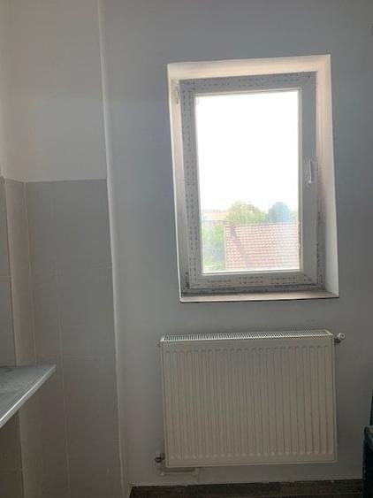 Apartament 2 camere Miroslava, 100 ml de statia de autobuz, str C-tin Langa 40 - 6