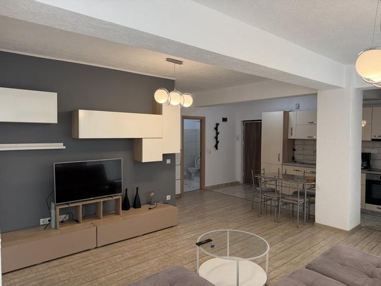 ap 2 camere Dedeman, luminos S-V , spatios 60 mp utili ,balcon - 4