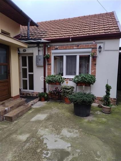 RECO Casa de vanzare zona Centrala