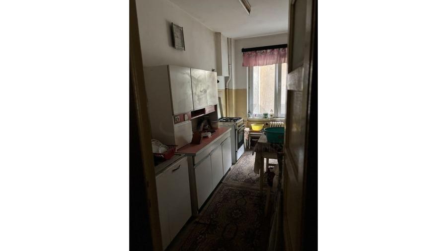 Apartament cu 2 camere semidecomandat, mobilat în Magheru