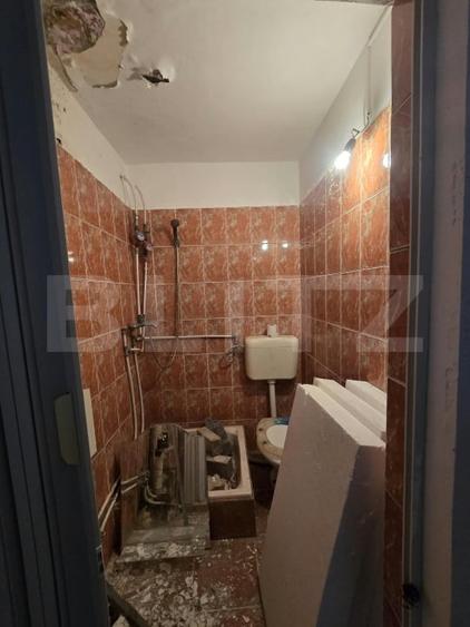 Apartament cu 2 camere decomandat în Micro 12