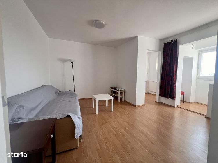 Apartament cu 2 camere decomandat în Apărătorii Patriei