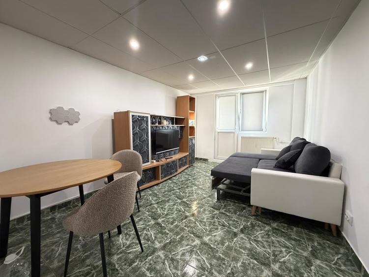 Apartament cu 2 camere decomandat, mobilat în P-ța Reșița