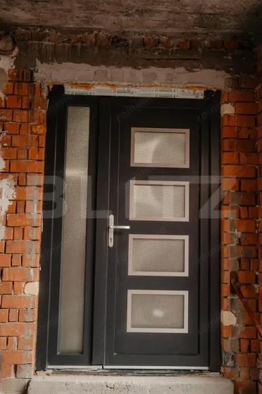 Casă cu 5 camere cu Teren 3588 Mp în Central