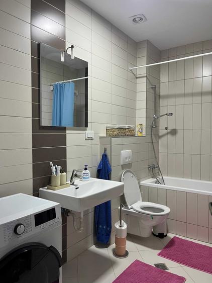 Apartament cu 2 camere semidecomandat în Parcul Carol