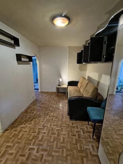 Garsonieră decomandată în Drumul Taberei