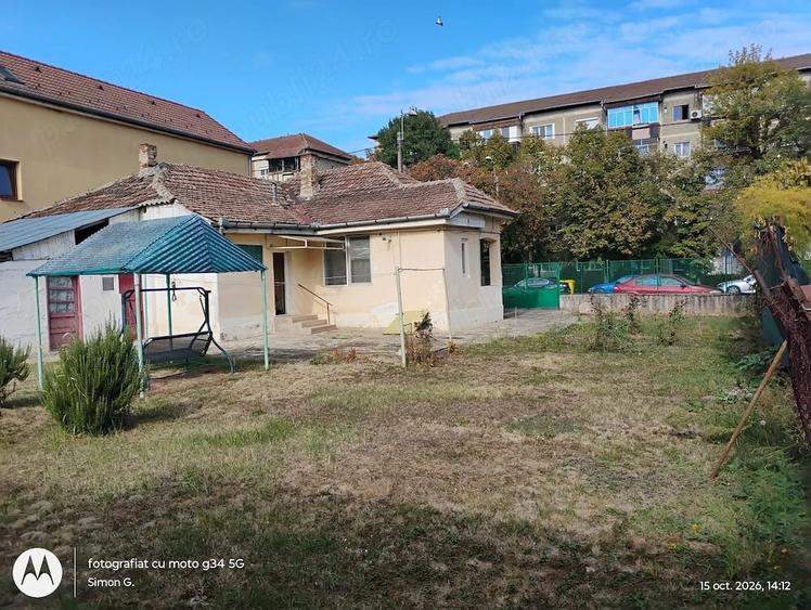 Casă cu Teren 590 Mp în Central