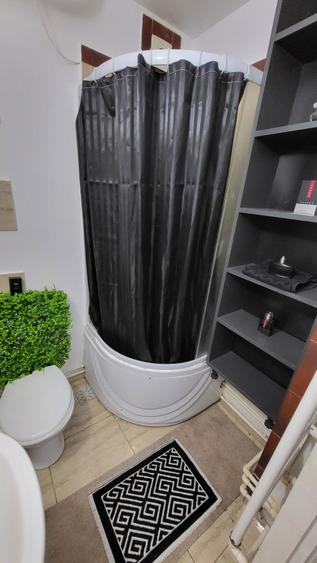 Apartament cu 2 camere nedecomandat în Central