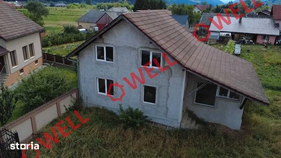 Casă cu 4 camere cu Teren 892 Mp în Întorsura Buzăului