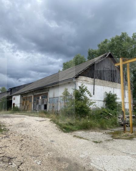 Spațiu comercial, de 5,000 mp, în Covasna