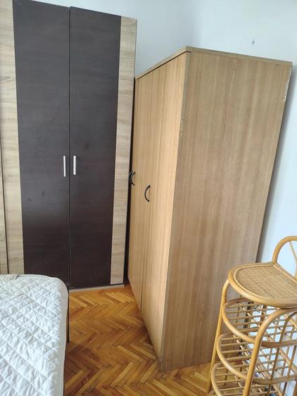 Apartament cu 3 camere decomandat în Spitalul Județean