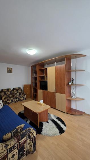Apartament cu 2 camere decomandat, mobilat în Colentina