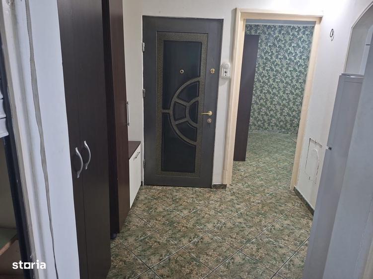 Apartament cu 2 camere decomandat în 9 Mai