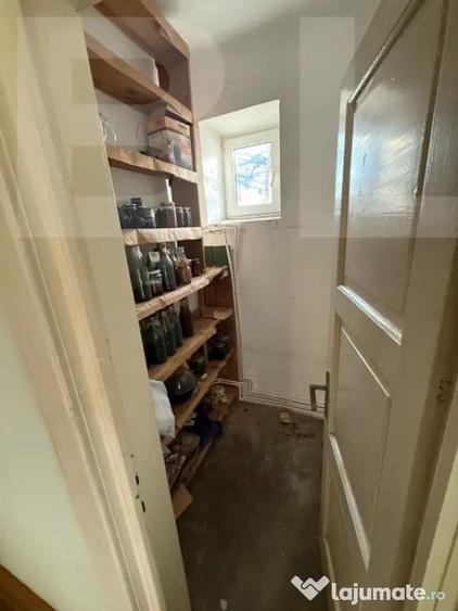 Casa de vanzare, cu 3 camere, doua bucatarii+teren in Simeri - 8
