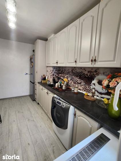 Etaj 1 Ultracentral 2 camere transformat in 3 camere Comision 0% - 4