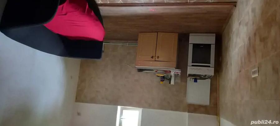 casa de vanzare cu 3 camere - 4