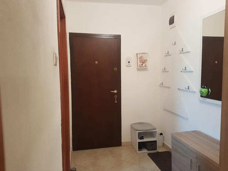 Apartament doua camere, semidecomandat, etaj trei, bucatarie mare, Bistrita Lac - 13