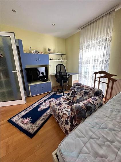 GIROCULUI - CASA INDIVIDUALA - PISCINA  INCALZITA - SAUNA - GARAJ - PANOURI SOLA - 13