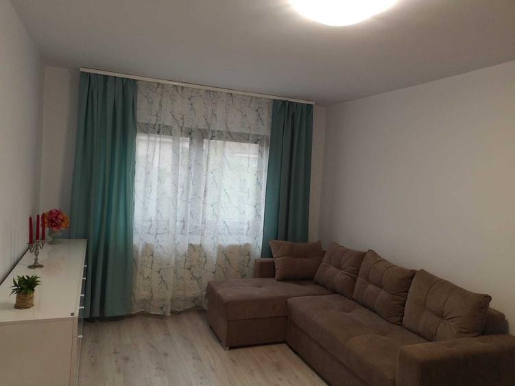 Spatiu si confort: apartament decomandat cu 2 camere, renovat complet si mobilat, amplasare excelenta: str. N. Balcescu, Oradea - 1