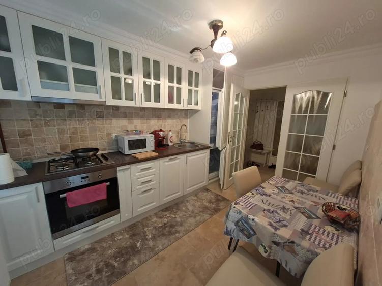 Inchiriez apartament Arad - 2